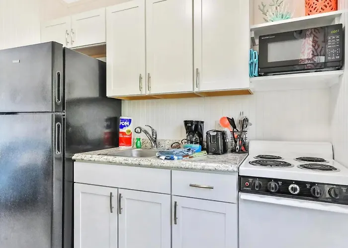 Pelican 7 *